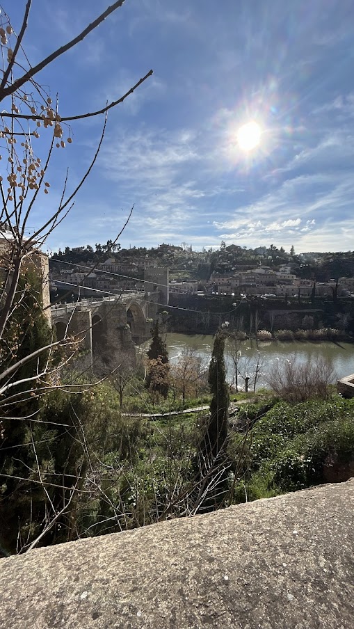 Fly Toledo